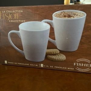 NWT 2 Porcelain Mugs